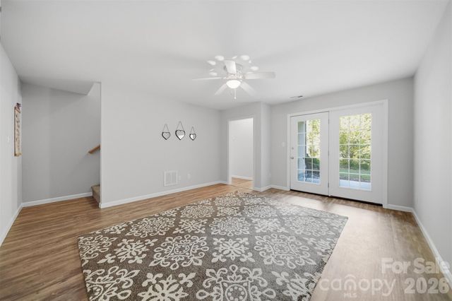 19 Heron Cove Loop B, Hickory, NC 28601