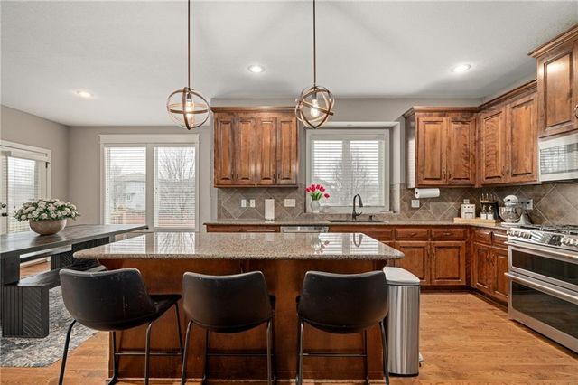 16394 W 171st Terrace, Olathe, KS 66062