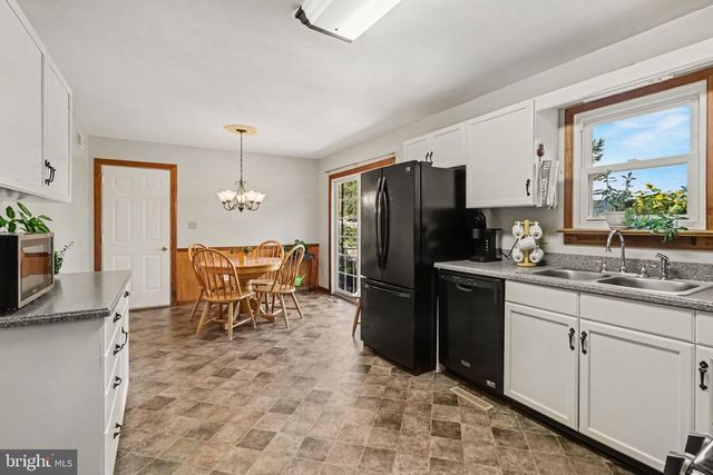 37 GOLDENROD DR, Carlisle, PA 17015