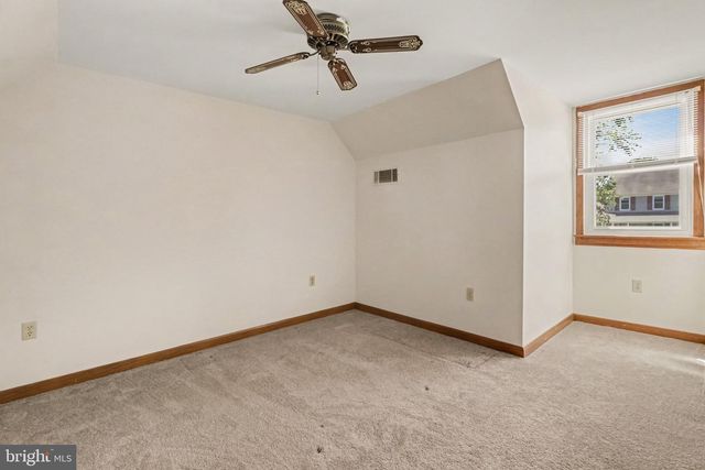 37 GOLDENROD DR, Carlisle, PA 17015