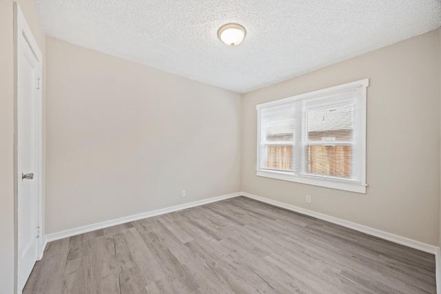 4429 E Thomas Avenue, Fresno, CA 93702