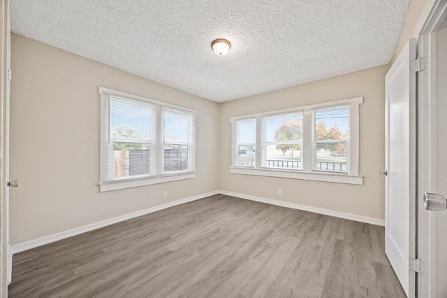 4429 E Thomas Avenue, Fresno, CA 93702