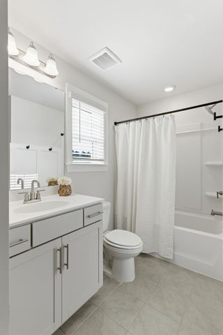 228 Wappoo Trace Lane, Summerville, SC 29486