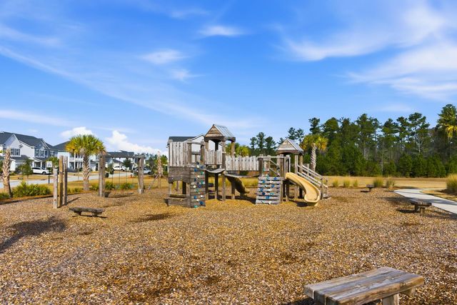 228 Wappoo Trace Lane, Summerville, SC 29486