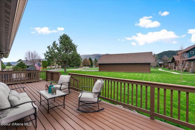 26 Ironwood Dr, Blanchard, ID 83804