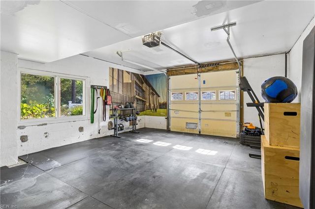 212 Crockett RD, Seaford, VA 23696