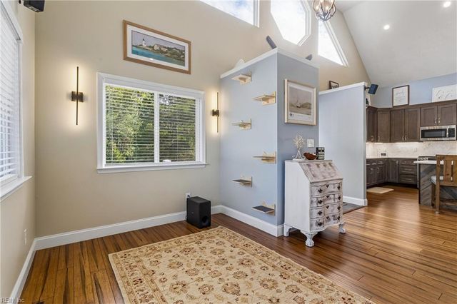 212 Crockett RD, Seaford, VA 23696