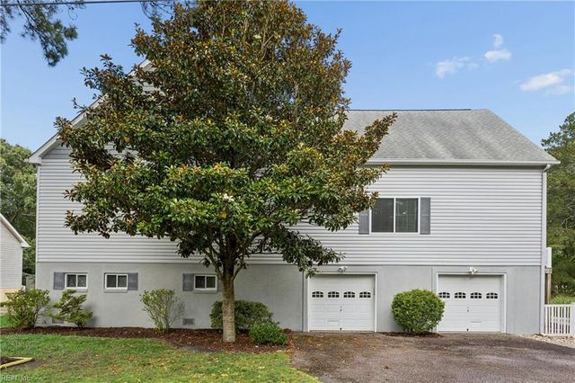212 Crockett RD, Seaford, VA 23696