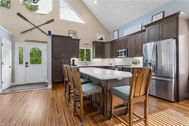212 Crockett RD, Seaford, VA 23696