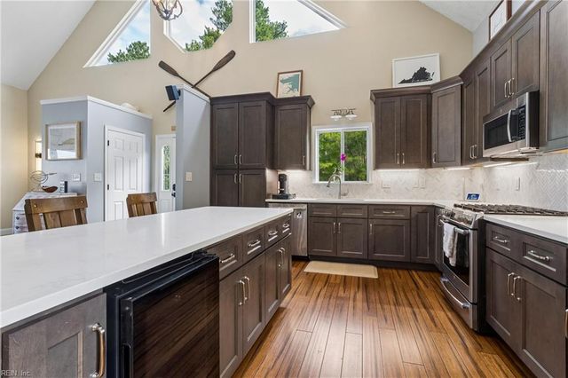 212 Crockett RD, Seaford, VA 23696