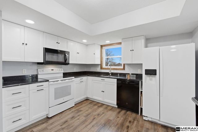 13985 Polk Street, Omaha, NE 68137