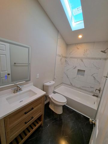 1045 N Vanderburg Street, Gary, IN 46403