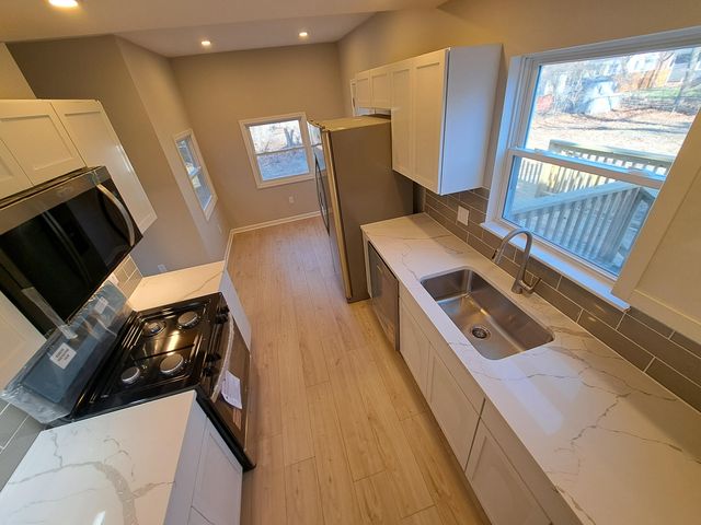 1045 N Vanderburg Street, Gary, IN 46403