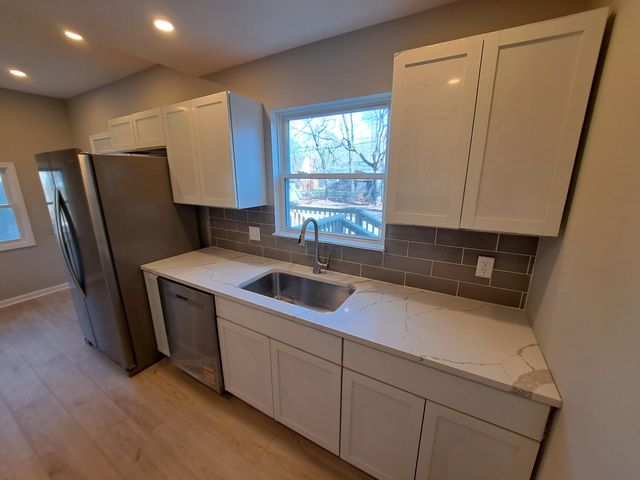 1045 N Vanderburg Street, Gary, IN 46403