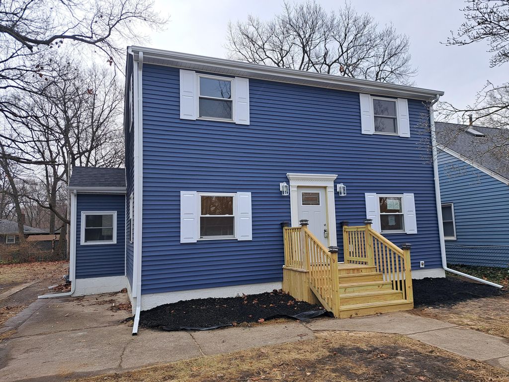 1045 N Vanderburg Street, Gary, IN 46403