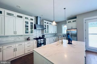 288 ELEGANT DR, Martinsburg, WV 25403