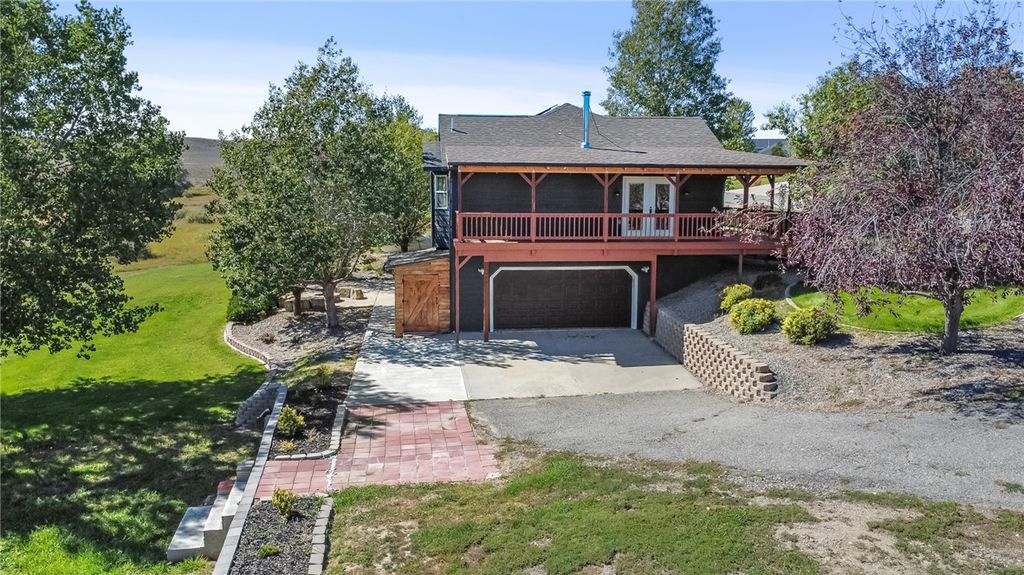 8660 Cut Throat Drive, Billings, MT 59106 photo 2