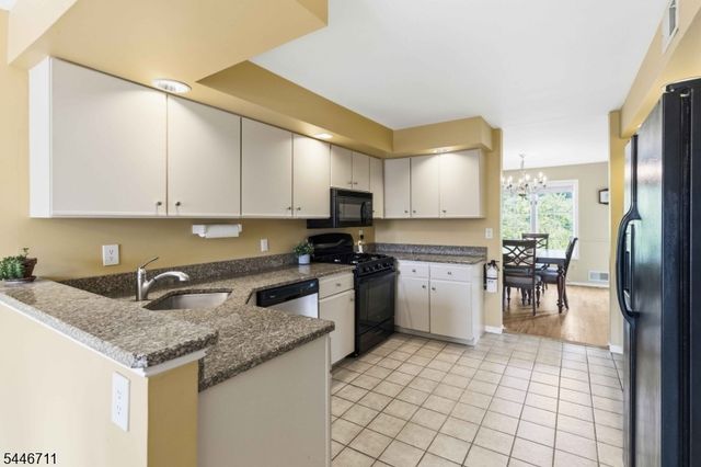 138 Terrace Dr, Chatham Twp., NJ 07928