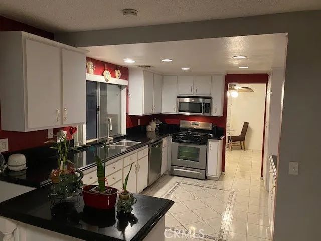 1642 Bisbee, Lancaster, CA 93535