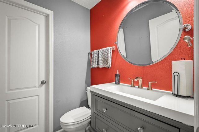 7287 CLAREMONT CREEK Drive, Jacksonville, FL 32222