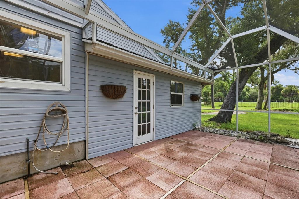 Image 22 of property listing at 3404 62ND STREET E, Bradenton, FL 34208