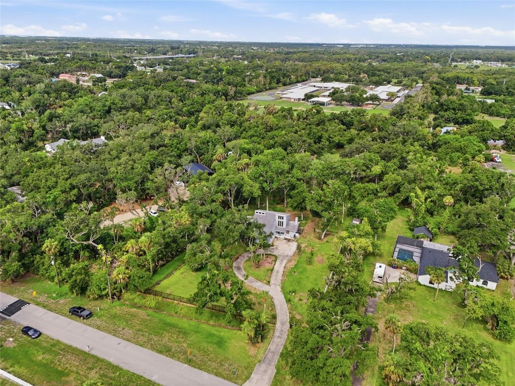 Image 51 of property listing at 3404 62ND STREET E, Bradenton, FL 34208