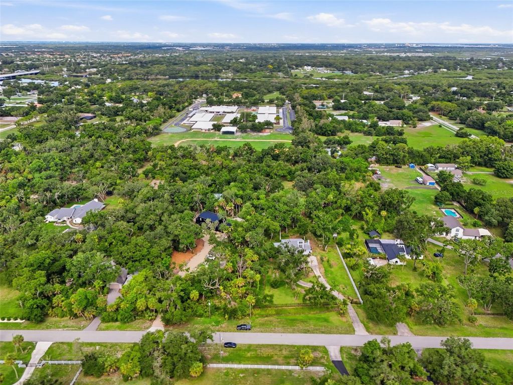 Image 57 of property listing at 3404 62ND STREET E, Bradenton, FL 34208