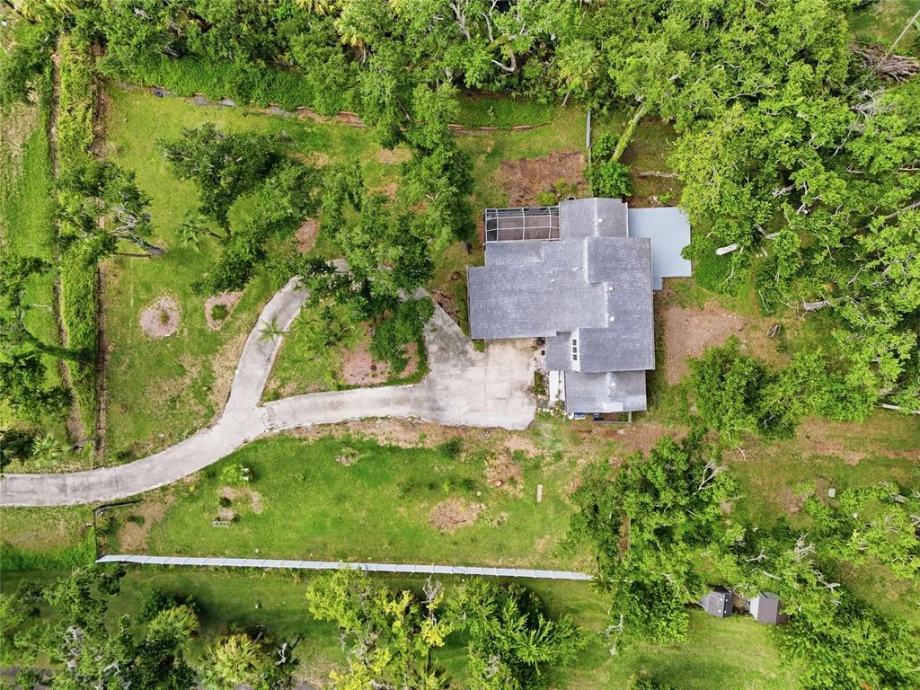 Image 64 of property listing at 3404 62ND STREET E, Bradenton, FL 34208