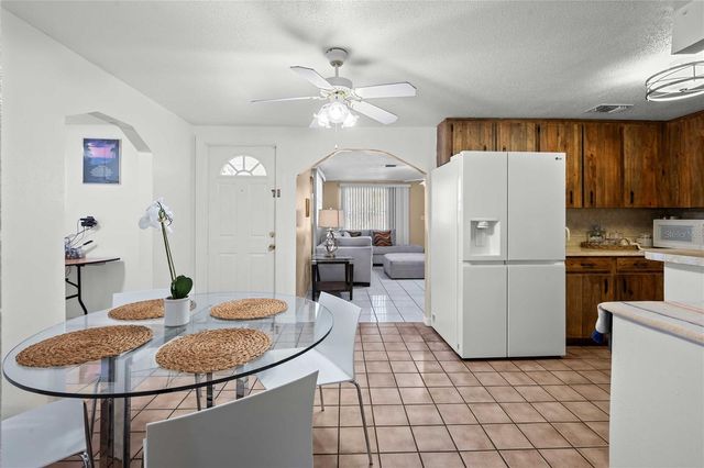 1210 GLADYS AVENUE, Lakeland, FL 33805