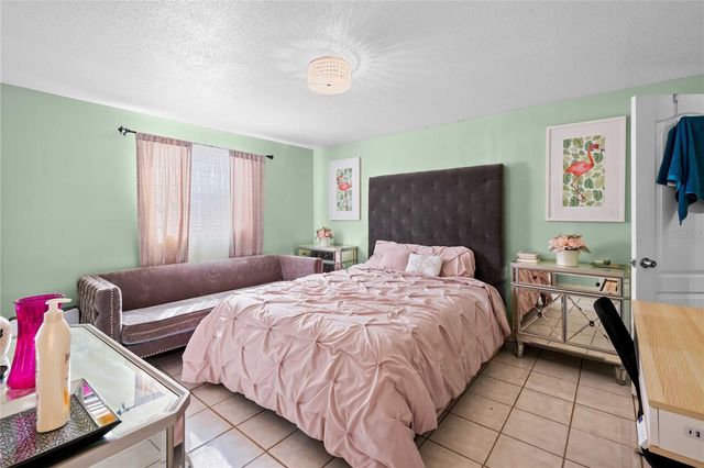 1210 GLADYS AVENUE, Lakeland, FL 33805