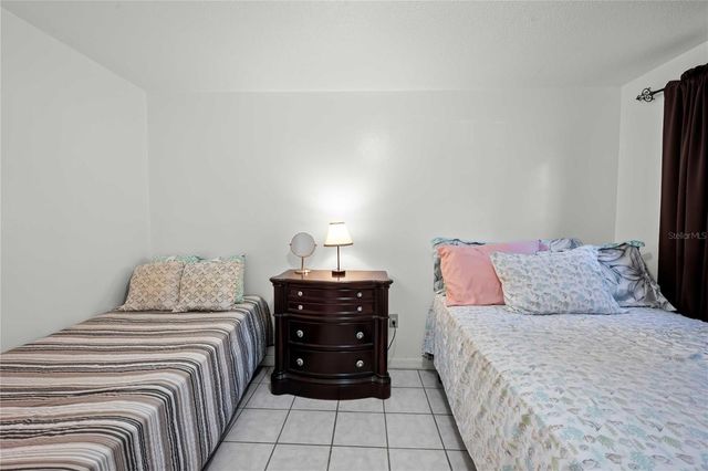 1210 GLADYS AVENUE, Lakeland, FL 33805