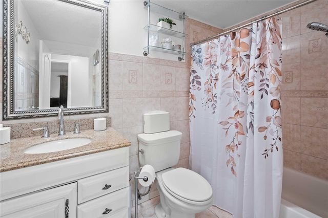 1210 GLADYS AVENUE, Lakeland, FL 33805