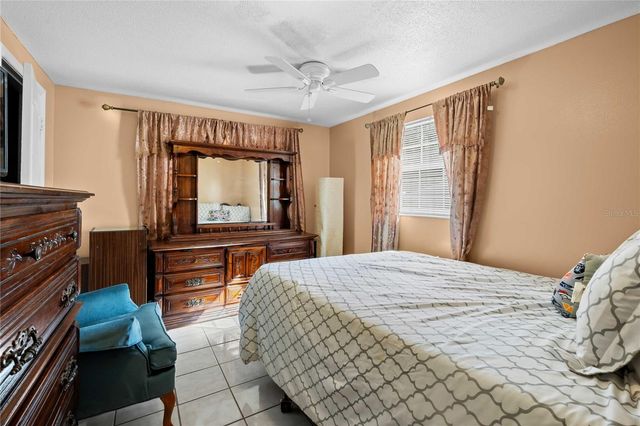 1210 GLADYS AVENUE, Lakeland, FL 33805