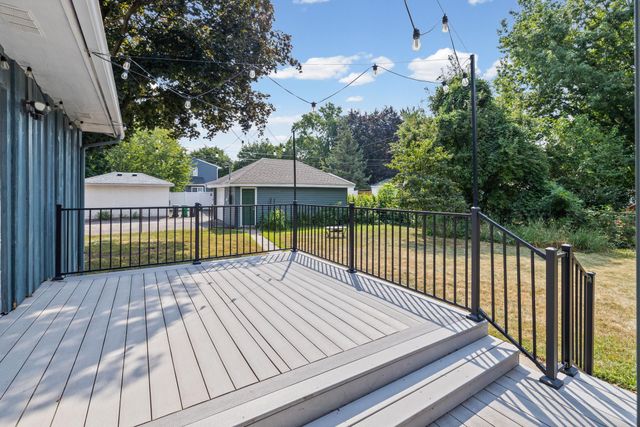 3215 36th Avenue S, Minneapolis, MN 55406