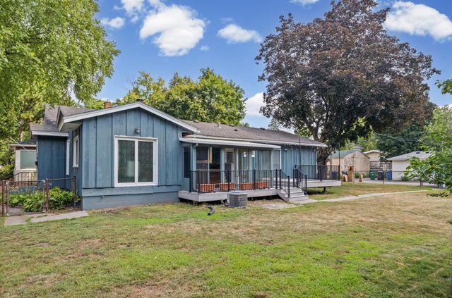 3215 36th Avenue S, Minneapolis, MN 55406