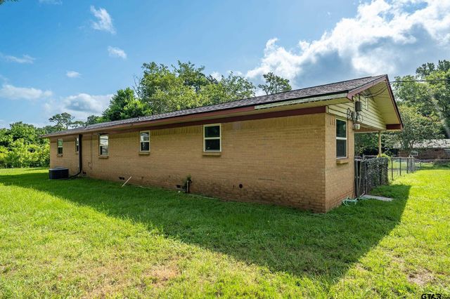 8217 County Road 219, Tyler, TX 75707