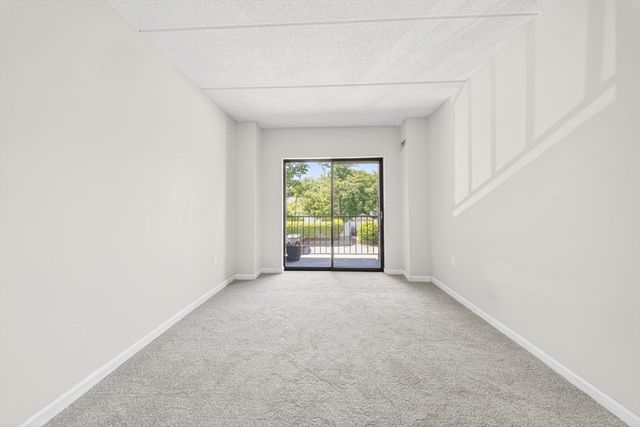 14 Heron St 208, Boston, MA 02132