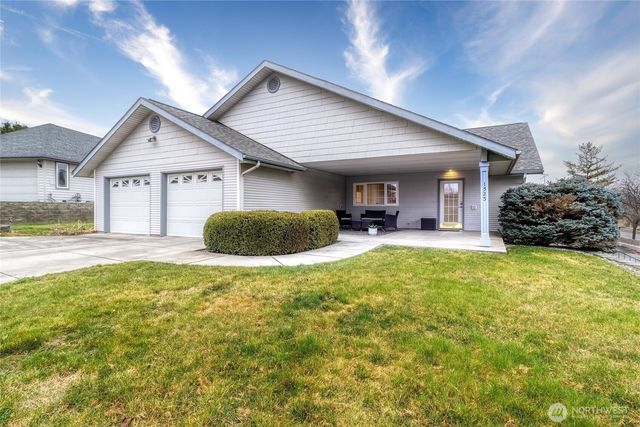 1525 SE Valley View Terrace, College Place, WA 99324