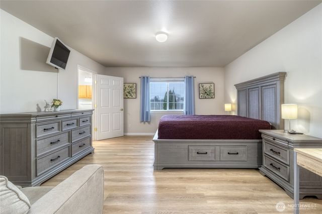 1525 SE Valley View Terrace, College Place, WA 99324