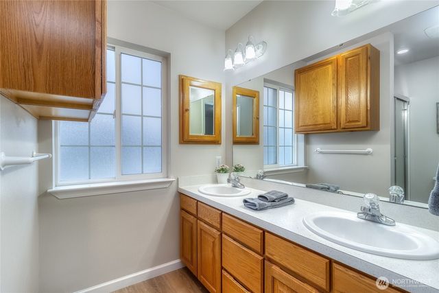 1525 SE Valley View Terrace, College Place, WA 99324