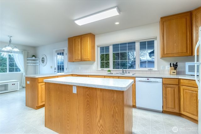1525 SE Valley View Terrace, College Place, WA 99324