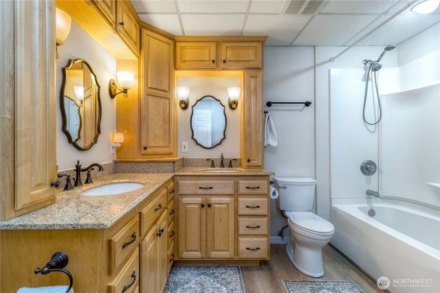 1525 SE Valley View Terrace, College Place, WA 99324