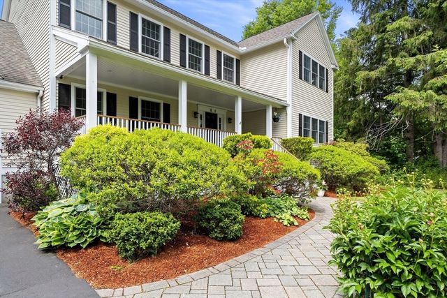 44 Bridge St, Medfield, MA 02052