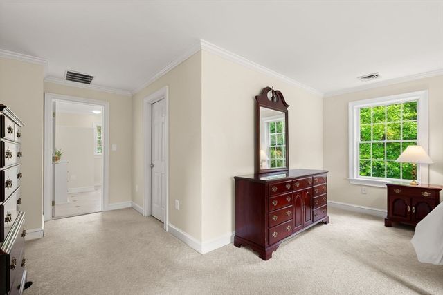 44 Bridge St, Medfield, MA 02052