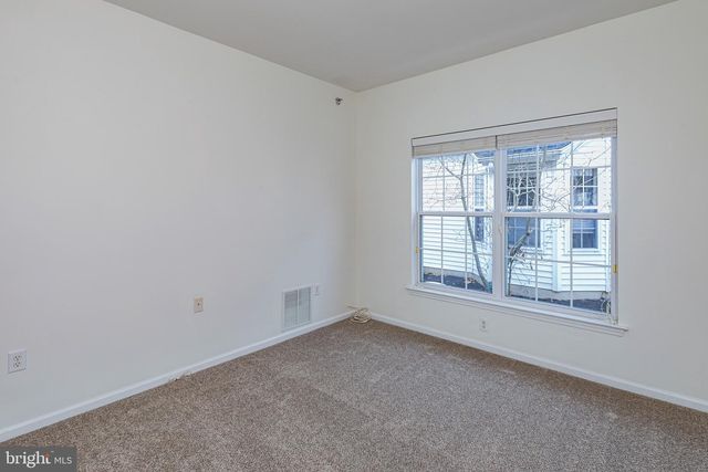 53 HONEYFLOWER LN, Princeton Junction, NJ 08550