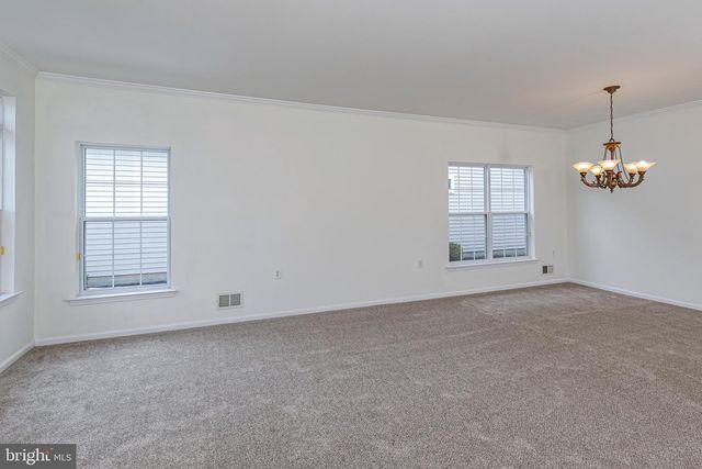 53 HONEYFLOWER LN, Princeton Junction, NJ 08550