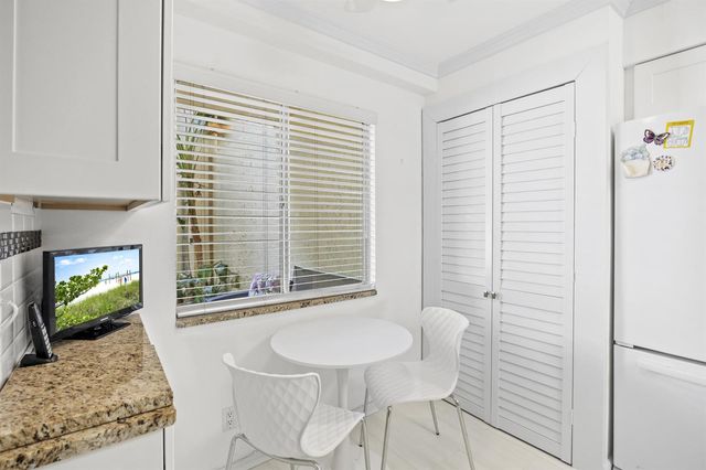 7146 Huntington Lane 105, Delray Beach, FL 33446