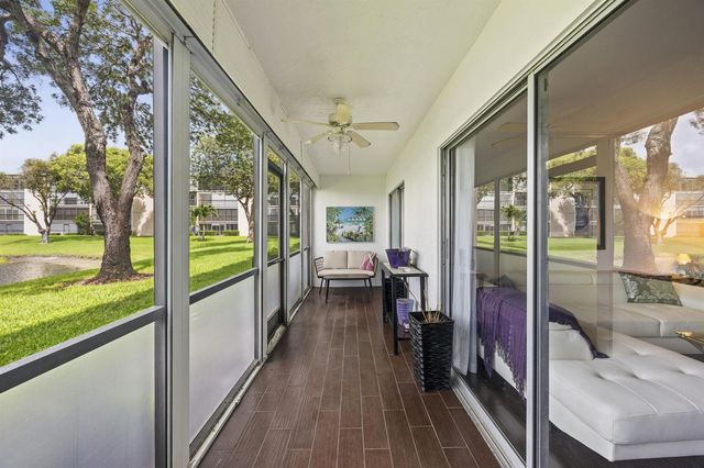 7146 Huntington Lane 105, Delray Beach, FL 33446