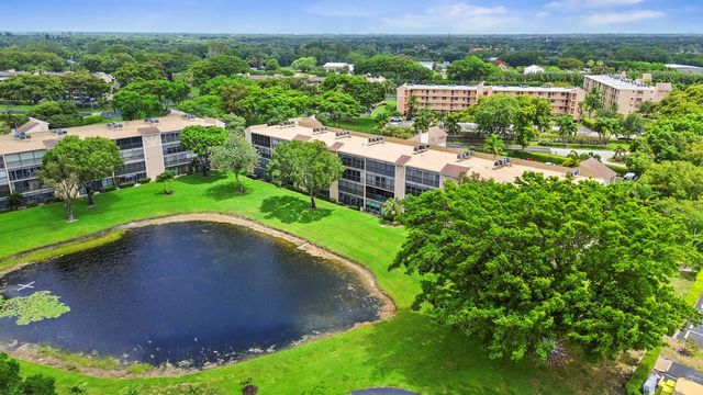 7146 Huntington Lane 105, Delray Beach, FL 33446