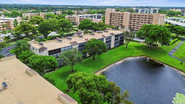7146 Huntington Lane 105, Delray Beach, FL 33446